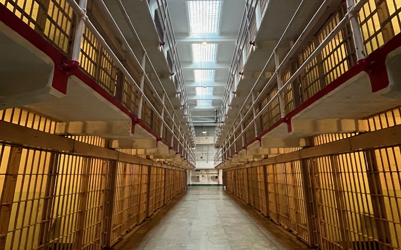 11 Buildings On Alcatraz Island History And What To See Now Alcatraz Tours