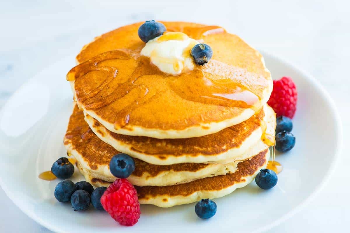 Easy Fluffy Pancakes Easy Fluffy Pancakes
