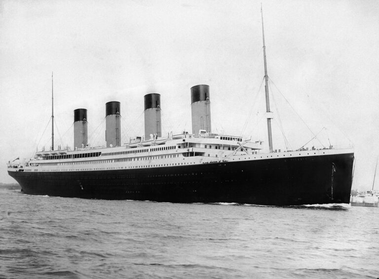 File RMS Titanic 3 jpg Wikimedia Commons
