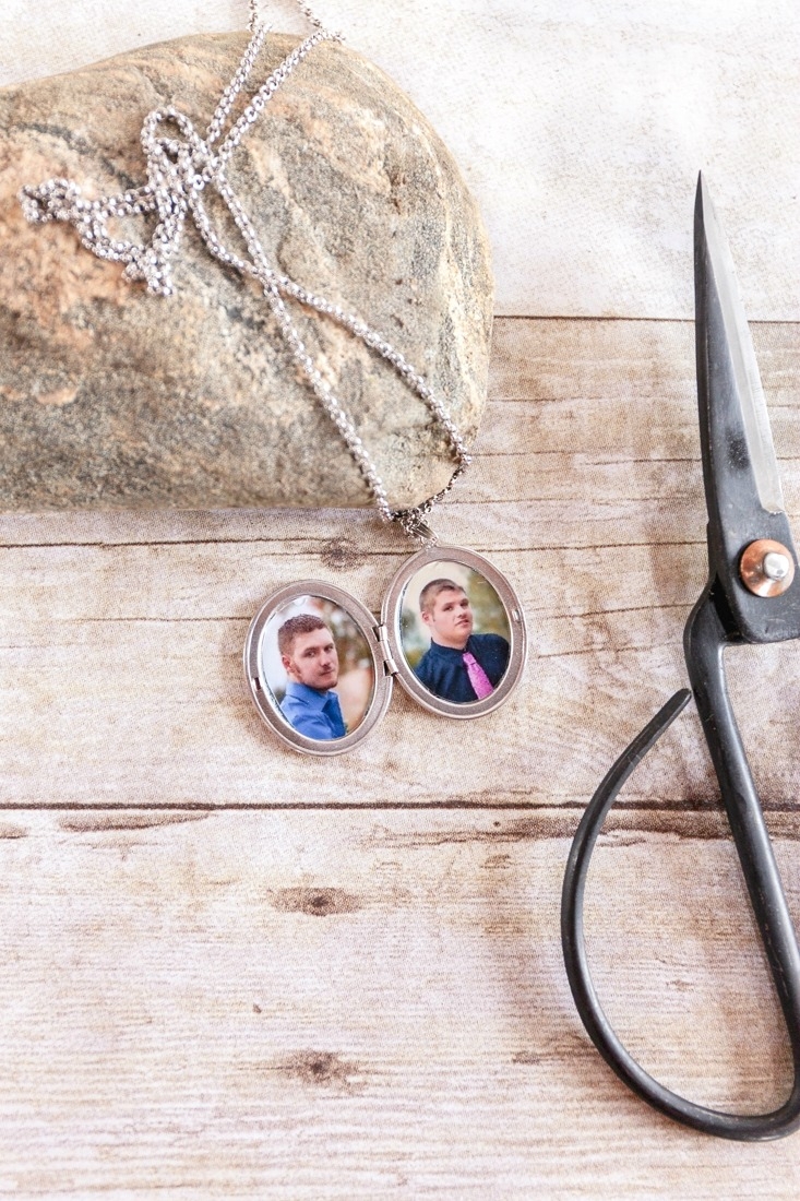 How To Print And Fit The Perfect Size Photo For A Locket CREATIVE CAIN CABIN